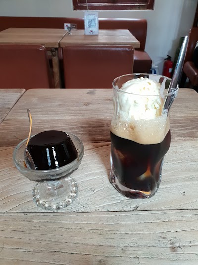 Cafe Dan